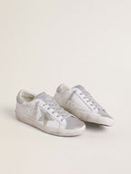 GOLDEN GOOSE Women’s Super - Star with gray suede star and silver glitter inserts | 黃金鵝 女款 Super - Star 搭配灰色麂皮星星與銀色亮片拼接(白色) - LondonKelly 英國名牌代購